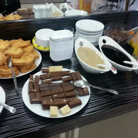 Alhas Hotel 3*
